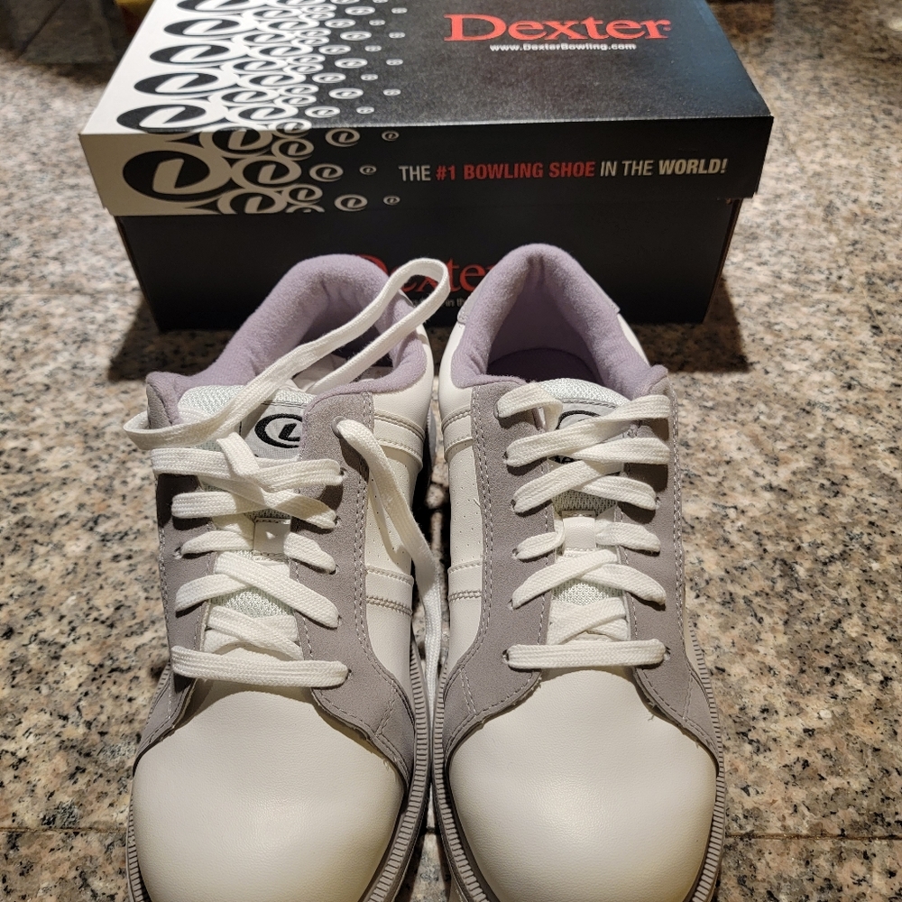 Men's Dexter bowling shoe, white/gray, size 7.5